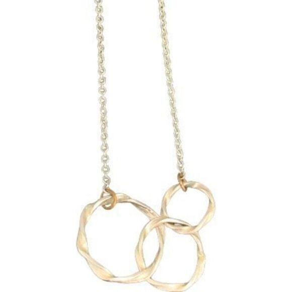 3 Circle Necklace – Interlocking Twisted Silver Rings, Symbolic Gift - Picture 1 of 8